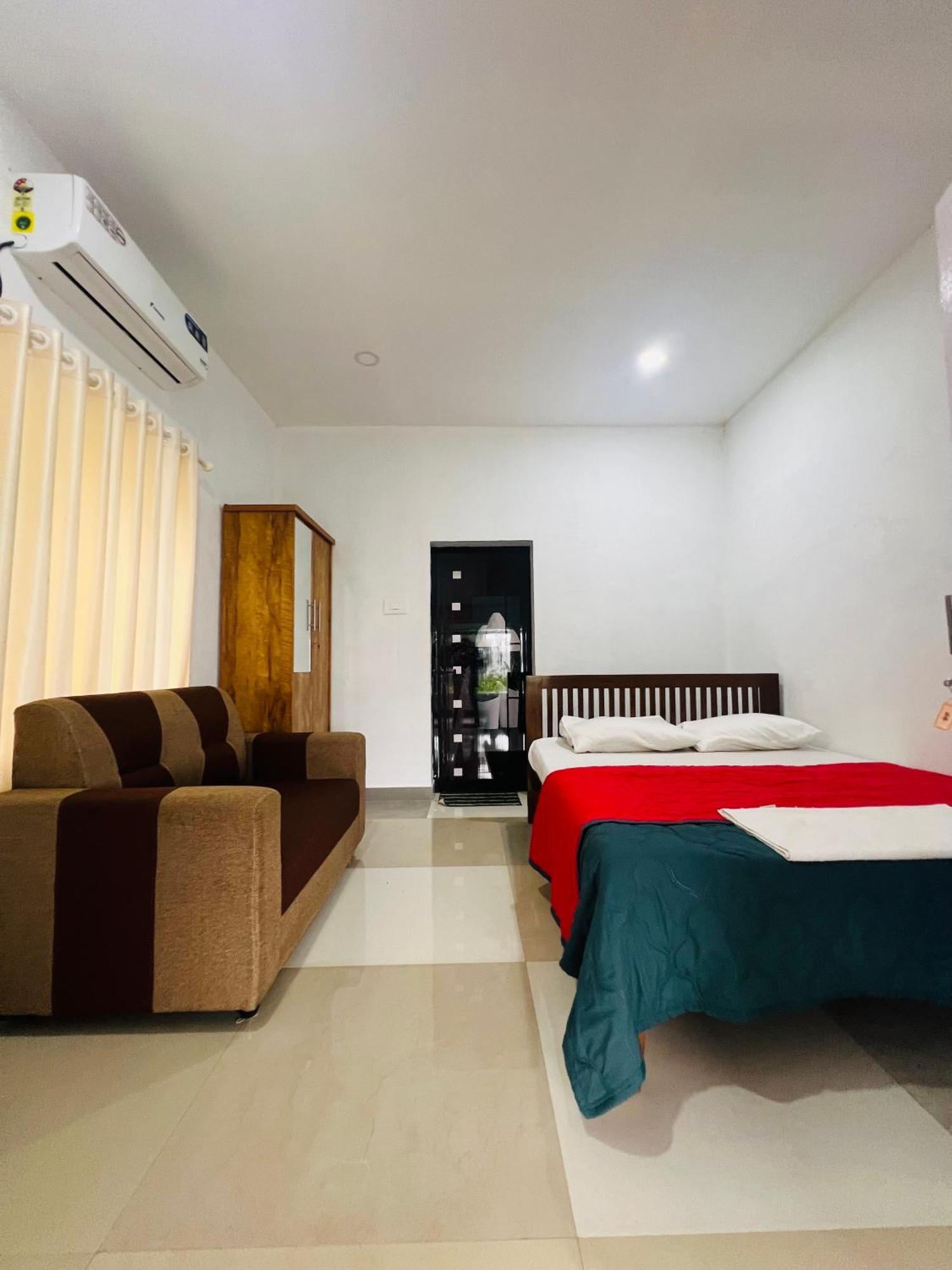 7Fort Homestay Athirappilly Esterno foto