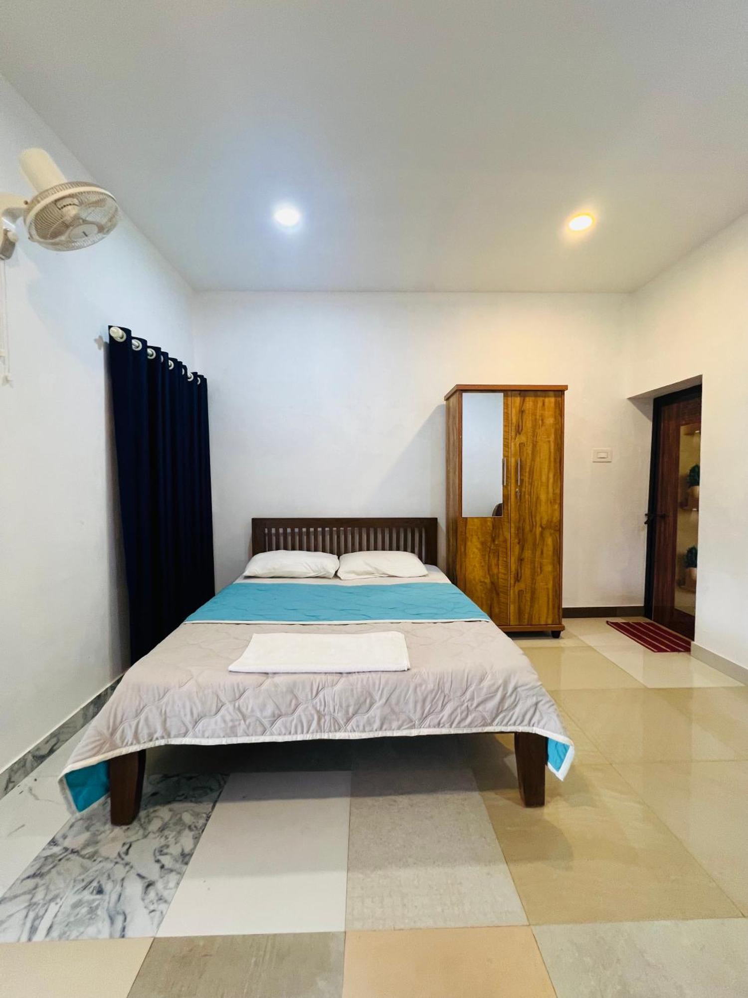 7Fort Homestay Athirappilly Esterno foto