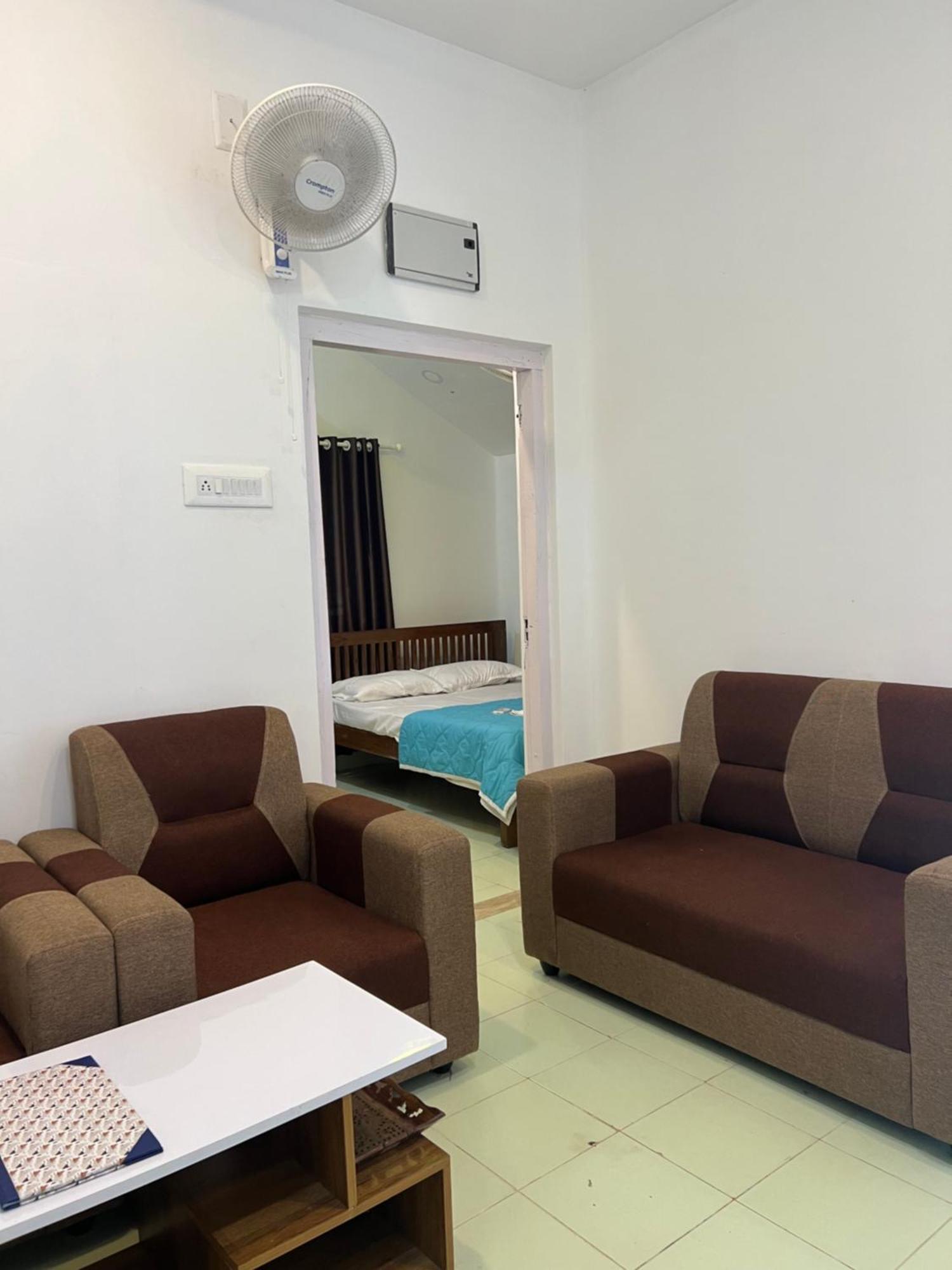 7Fort Homestay Athirappilly Esterno foto